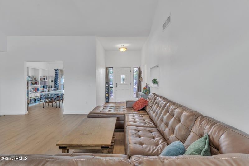 3925 Wildwood Dr, Phoenix, AZ 85048