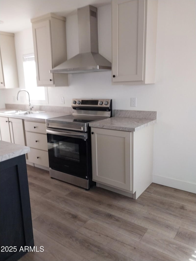 39255 Mohave St, Tonopah, AZ 85354