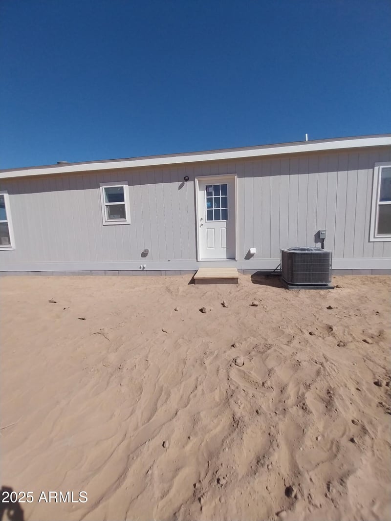 39255 Mohave St, Tonopah, AZ 85354
