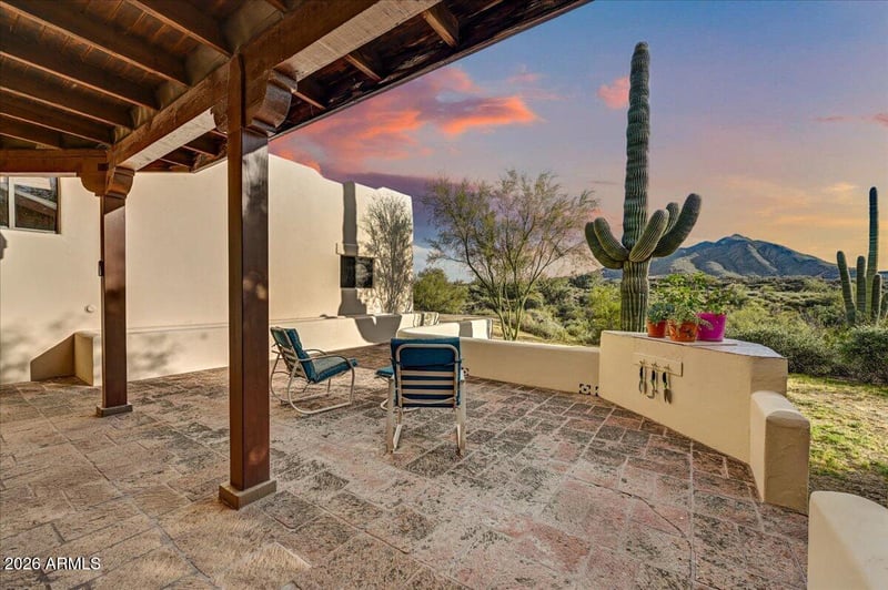 39258 N Ridgeway Dr, Cave Creek, AZ 85331