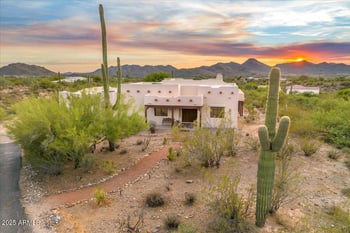 39258 Ridgeway Dr, Cave Creek, AZ 85331
