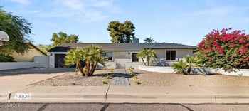 3926 E Laurel Ln, Phoenix, AZ 85028