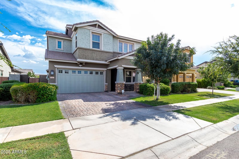 3927 Arabian Dr, Gilbert, AZ 85296