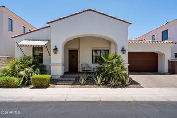3927 E Crittenden Ln, Phoenix, AZ 85018