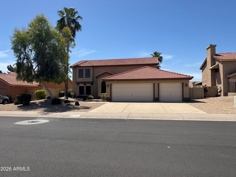 3927 Lavender Ln, Phoenix, AZ 85044
