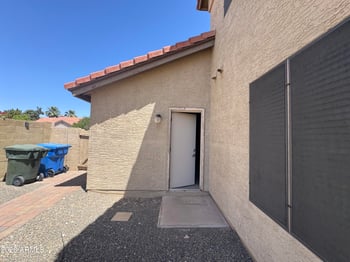 3927 Lavender Ln, Phoenix, AZ 85044