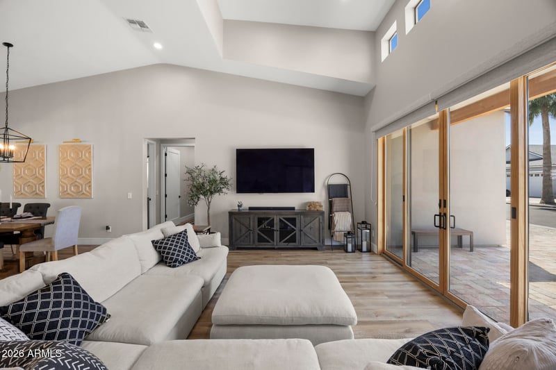 3927 13th Pl, Phoenix, AZ 85014
