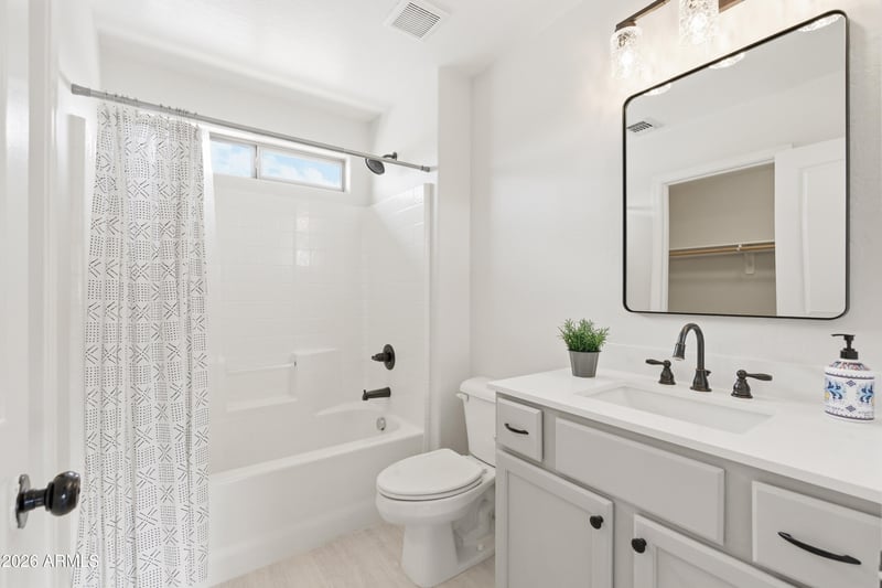 3927 Rim Rd, Gilbert, AZ 85297