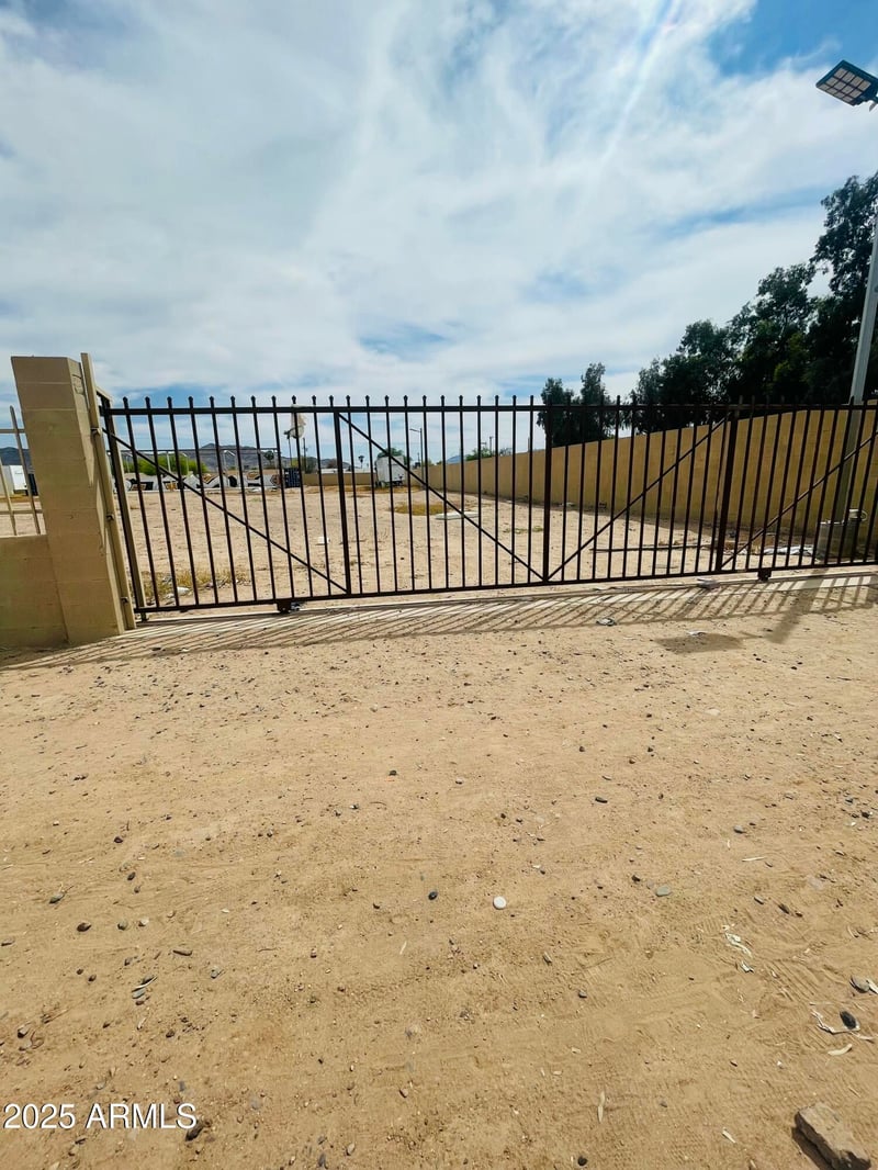 3927 Southern Ave #-, Phoenix, AZ 85041
