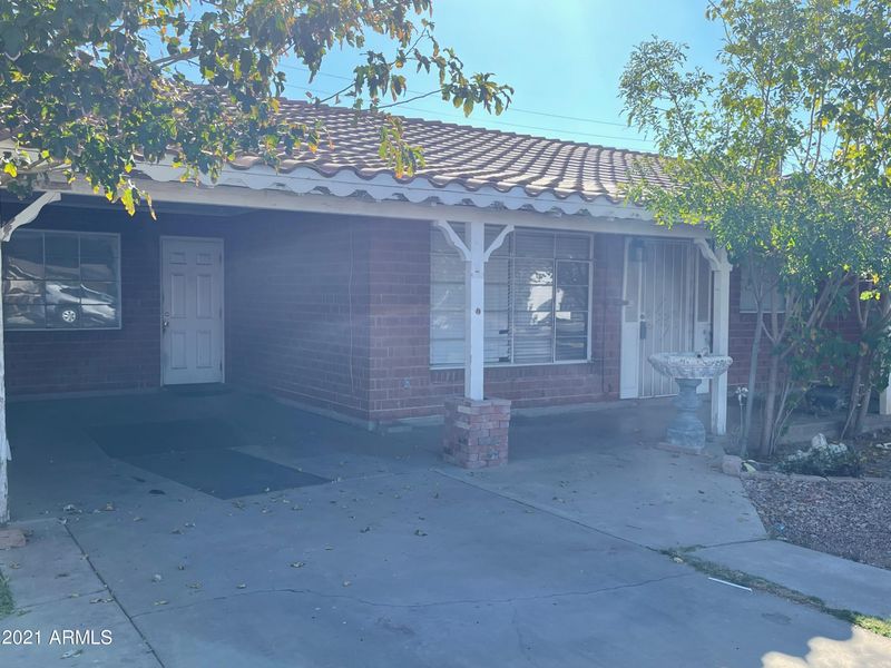 3927 W Berridge Ln, Phoenix, AZ 85019