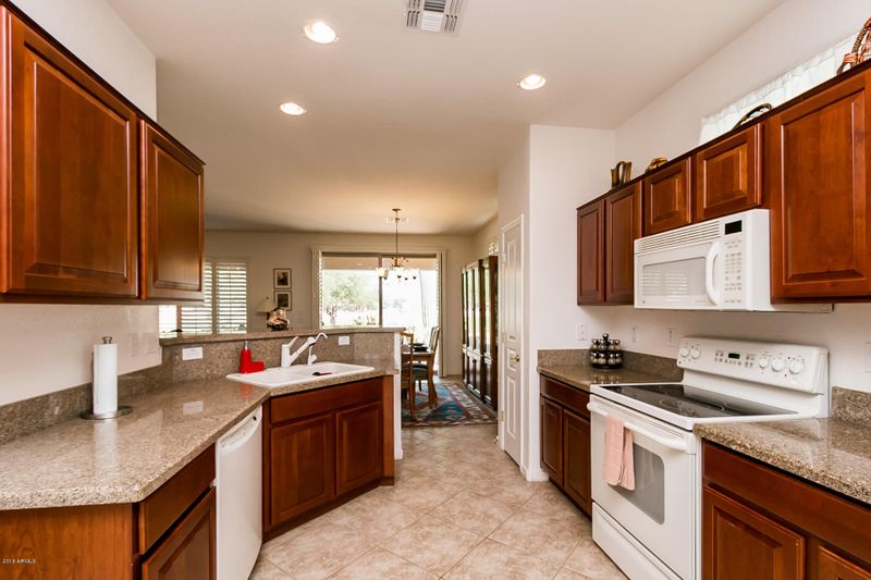 3928 E Hazeltine Way, Chandler, AZ 85249