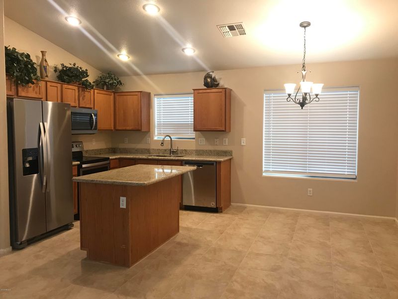 3929 E Rock Dr, San Tan Valley, AZ 85143