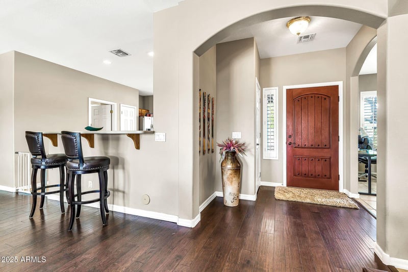 3929 Peach Tree Dr, Chandler, AZ 85249