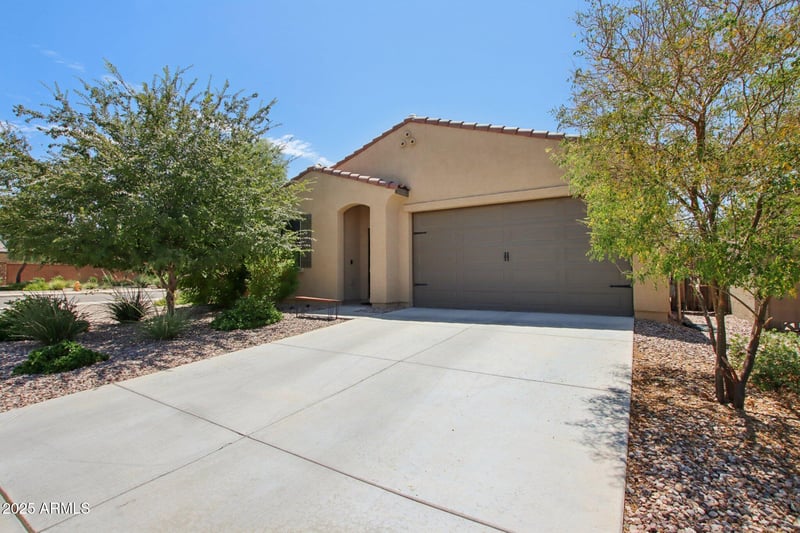 393 Tenia Trl, San Tan Valley, AZ 85140