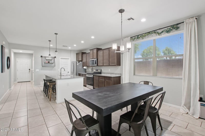 393 Tenia Trl, San Tan Valley, AZ 85140