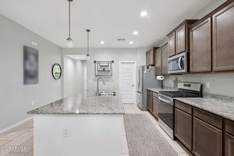 393 Tenia Trl, San Tan Valley, AZ 85140
