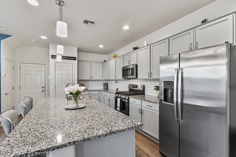 3930 58th Ln, Phoenix, AZ 85043
