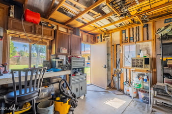3930 Desert Hills Dr, Phoenix, AZ 85029