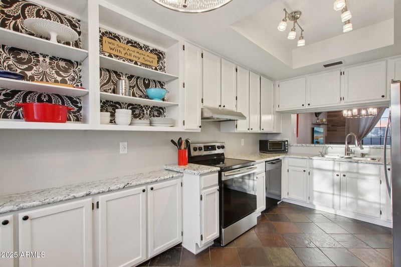 3930 Monterey St #108, Chandler, AZ 85226