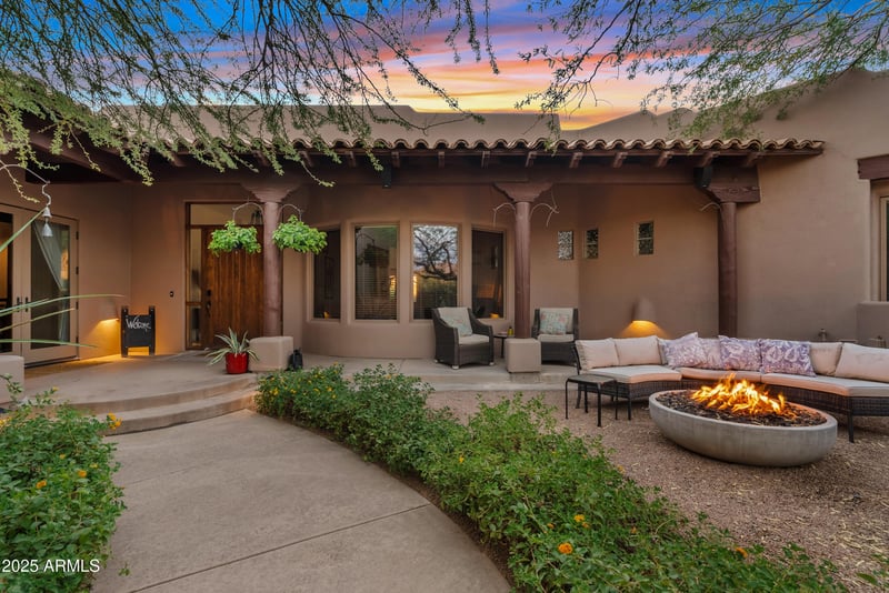 3930 Pinnacle Hills Cir, Mesa, AZ 85207