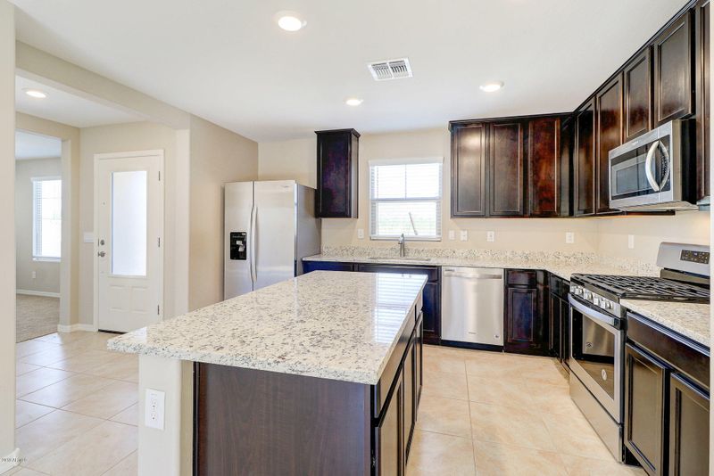 3930 S 81st Glen, Phoenix, AZ 85043