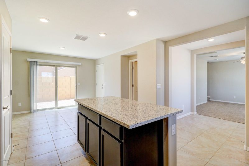 3930 S 81st Glen, Phoenix, AZ 85043