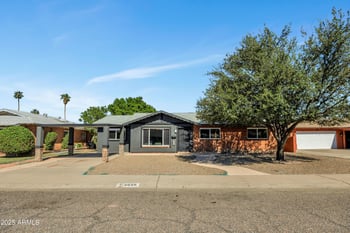 3930 Stella Ln, Phoenix, AZ 85019