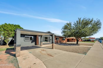 3930 Stella Ln, Phoenix, AZ 85019