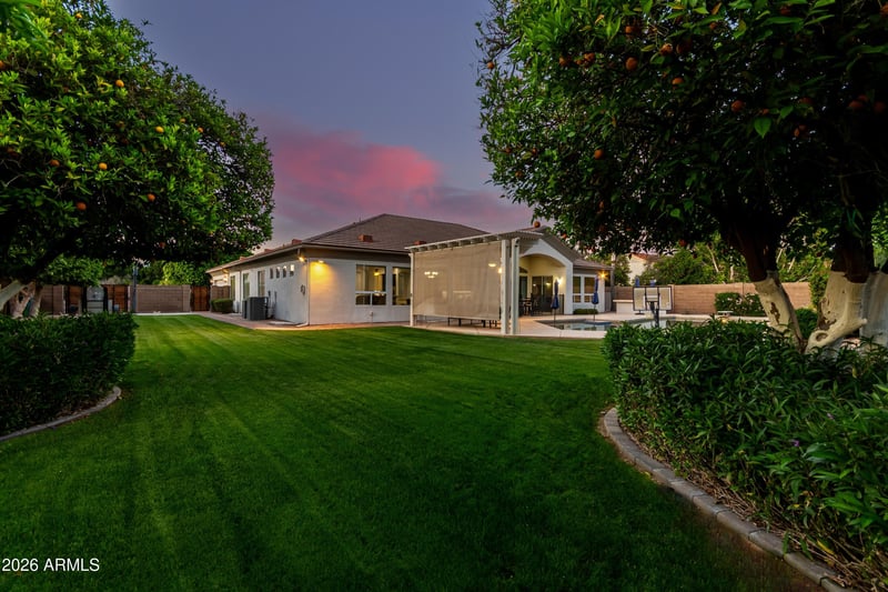 3931 E Fox Cir, Mesa, AZ 85205