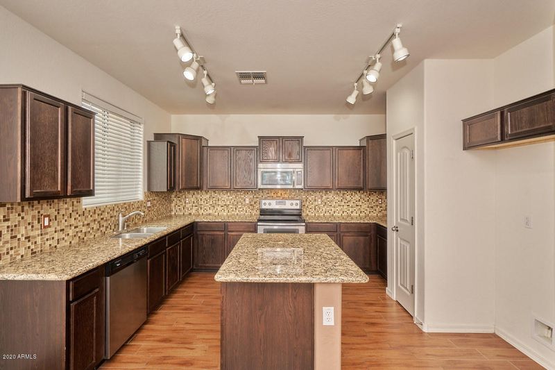 3931 E Frances Ln, Gilbert, AZ 85295