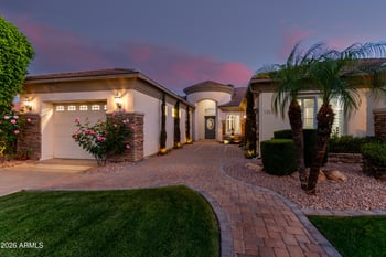 3931 Fox Cir, Mesa, AZ 85205