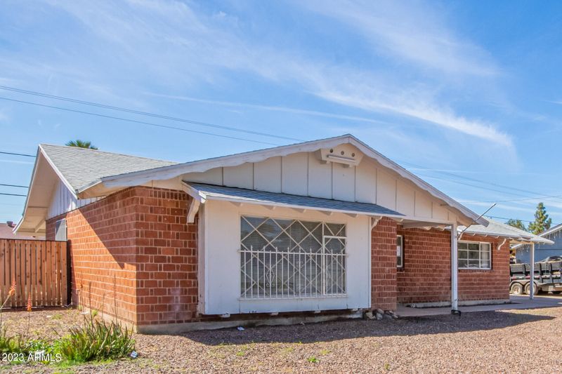 3931 W Ocotillo Rd, Phoenix, AZ 85019