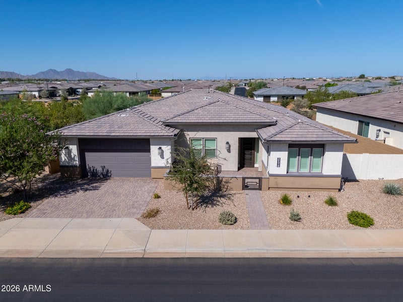 39318 N Trajen Pl, San Tan Valley, AZ 85140