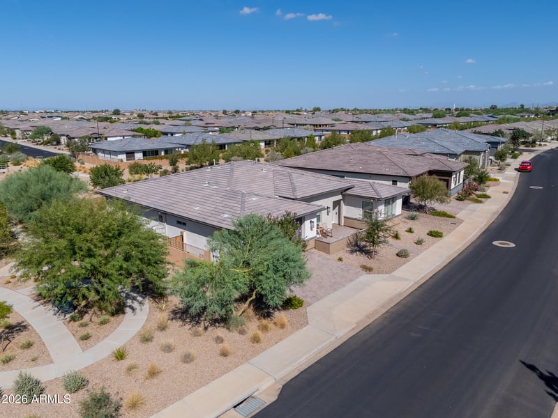 39318 N Trajen Pl, San Tan Valley, AZ 85140