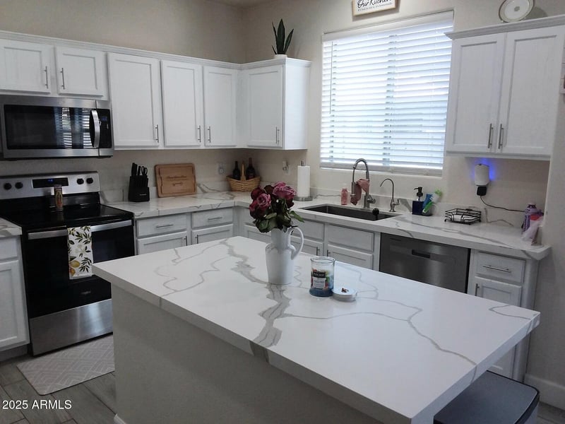 3932 Morelos St, Gilbert, AZ 85295