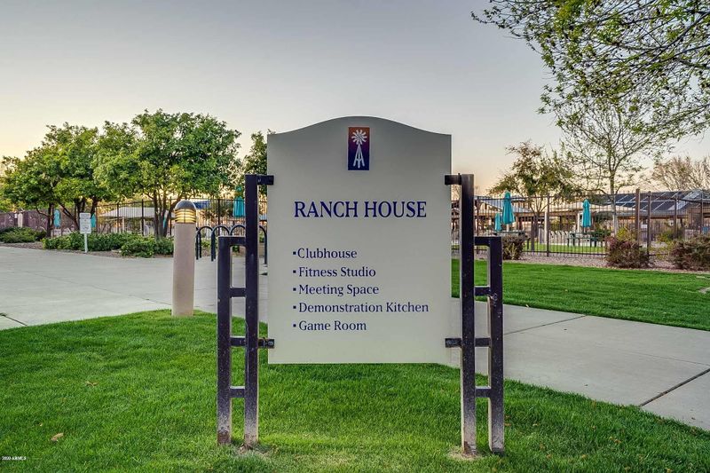 3932 S Rim Rd, Gilbert, AZ 85297