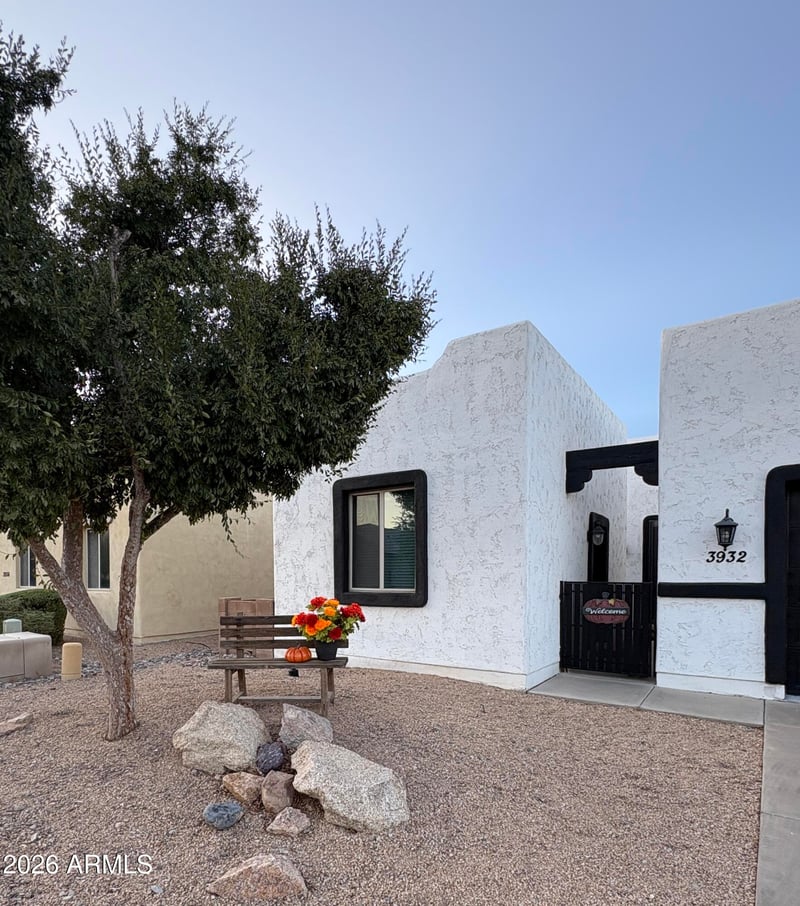 3932 W Salter Dr, Glendale, AZ 85308