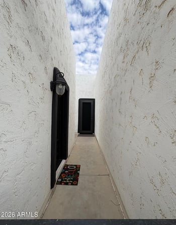 3932 W Salter Dr, Glendale, AZ 85308