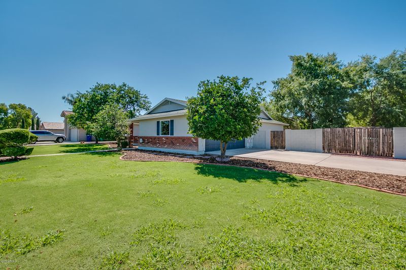 3933 E Adobe St, Mesa, AZ 85205