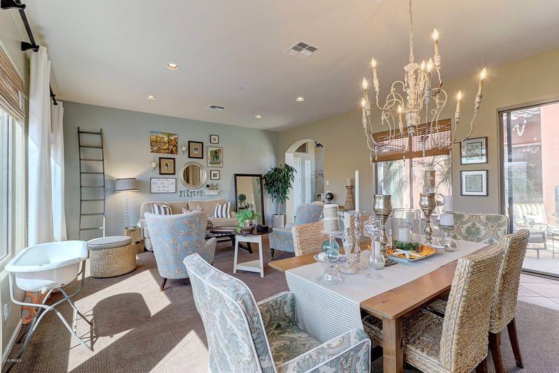 3933 E Patrick Ln, Phoenix, AZ 85050