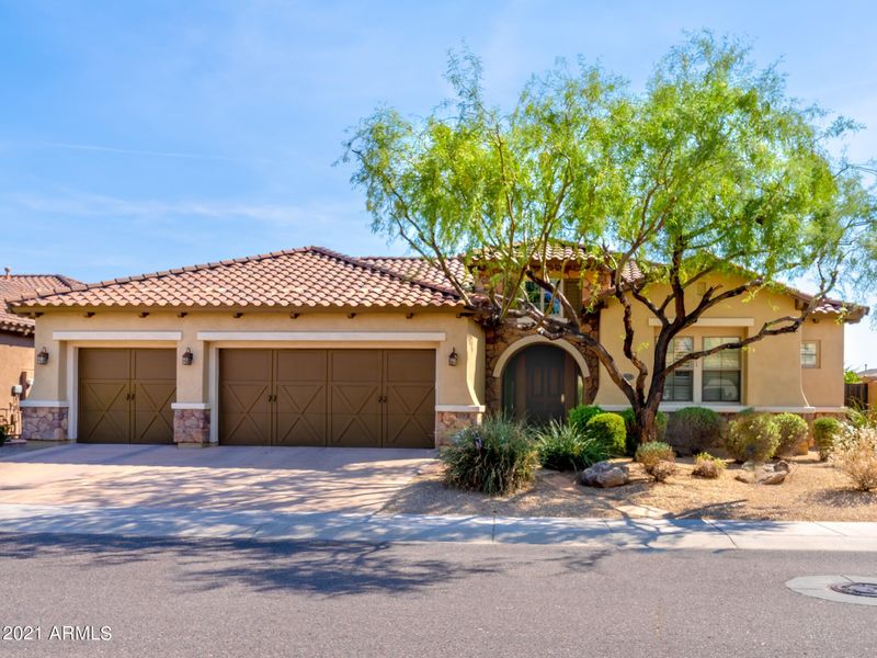 3933 E Patrick Ln, Phoenix, AZ 85050