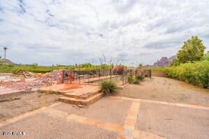 3933 Rancho Dr, Paradise Valley, AZ 85253