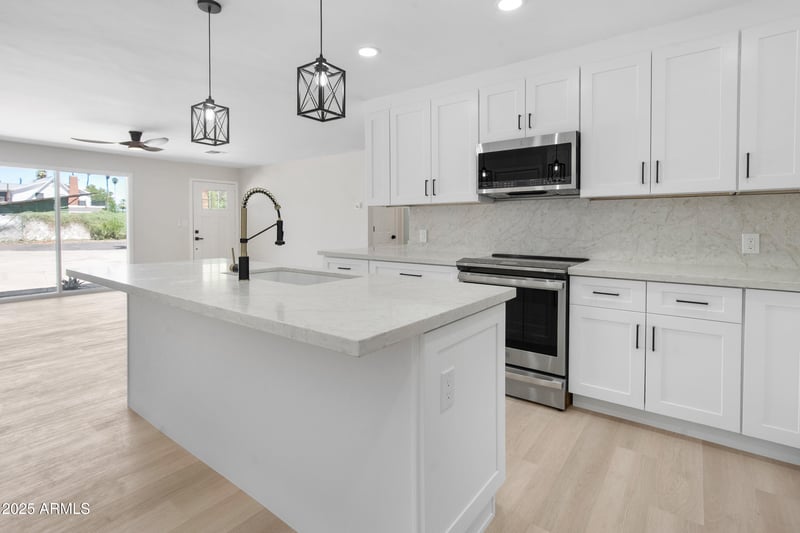 3933 Flower St, Phoenix, AZ 85018