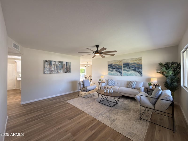 3933 Myrtle Ave, Phoenix, AZ 85051