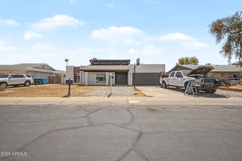 3933 W Sharon Ave, Phoenix, AZ 85029