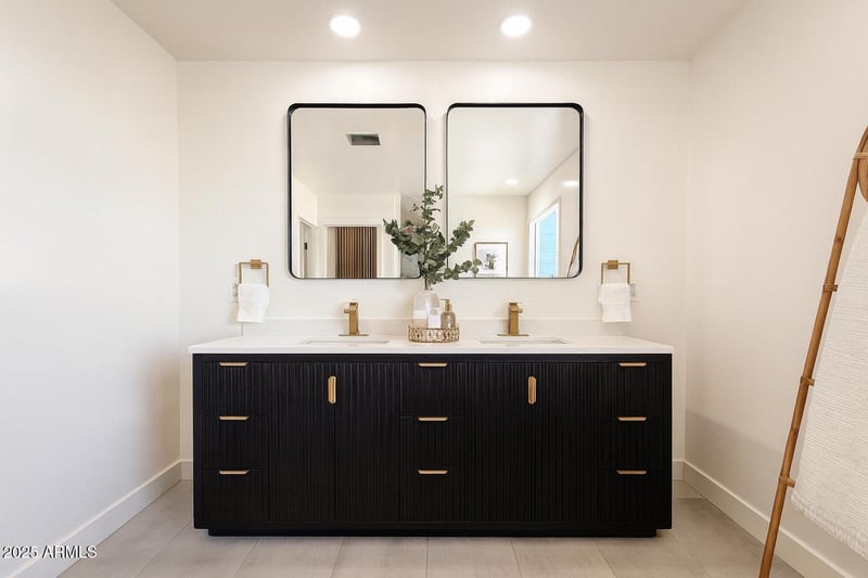 3934 Sahuaro Dr, Phoenix, AZ 85028