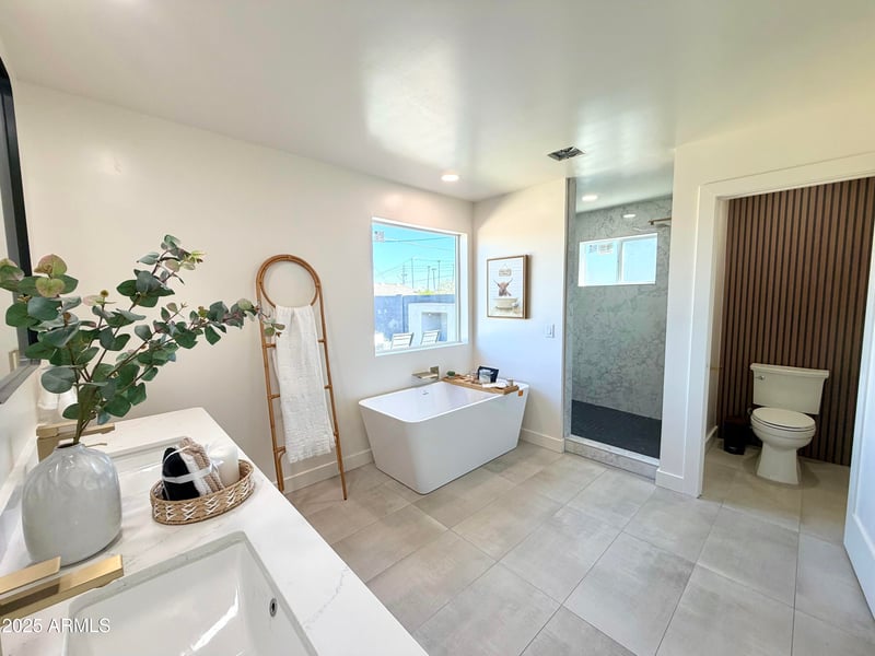 3934 Sahuaro Dr, Phoenix, AZ 85028