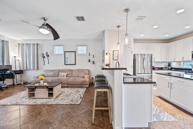 3935 Blue Spruce Ln, Gilbert, AZ 85298