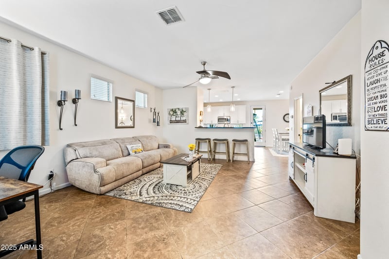 3935 Blue Spruce Ln, Gilbert, AZ 85298