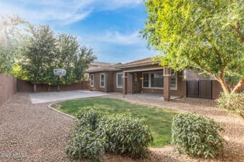 3935 Sierra Madre Ave, Gilbert, AZ 85296